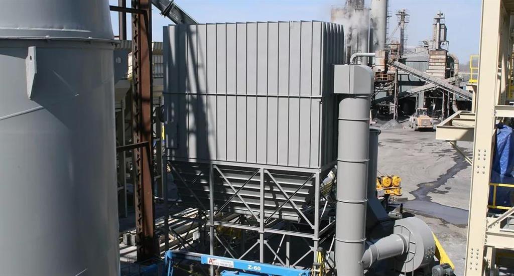 焦?fàn)t機(jī)側(cè)除塵器安裝設(shè)計